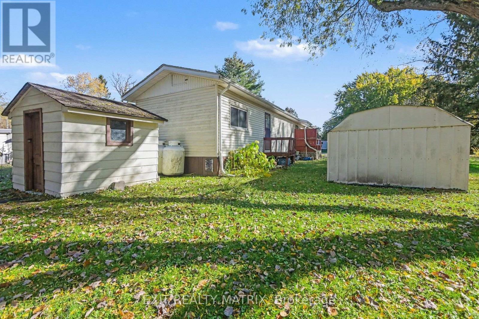 8891 Lynnwood Park Private Property Photo 20