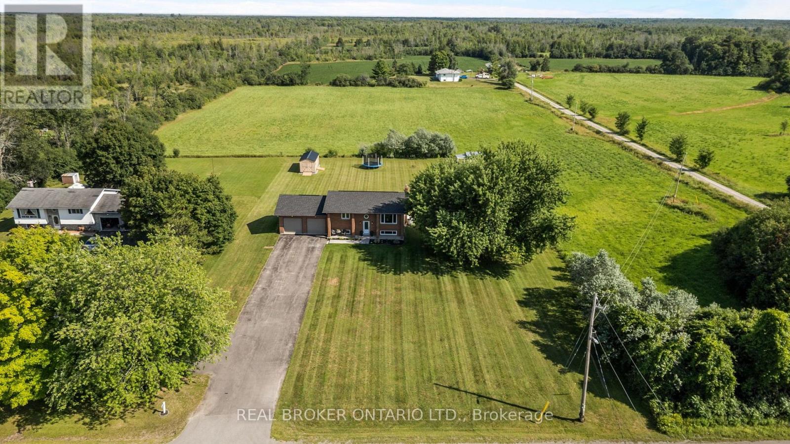 2341 9th Line Road Property Photo 2