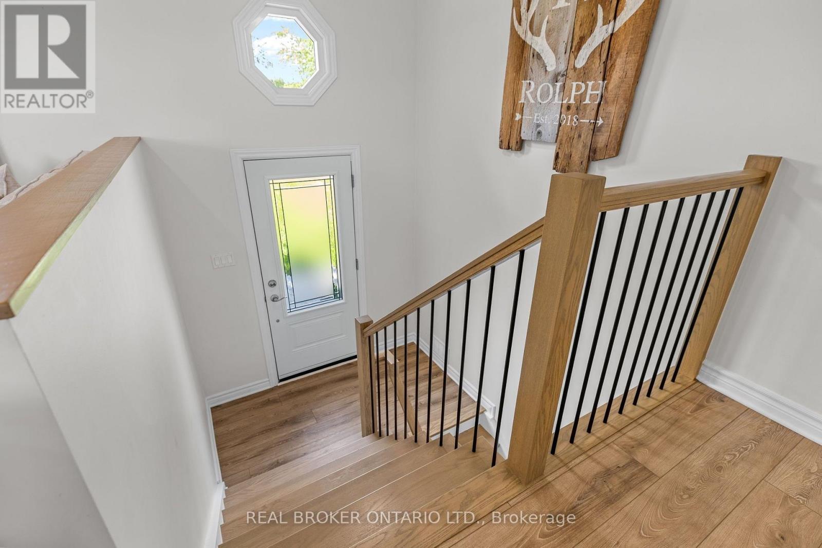 2341 9th Line Road Property Photo 5