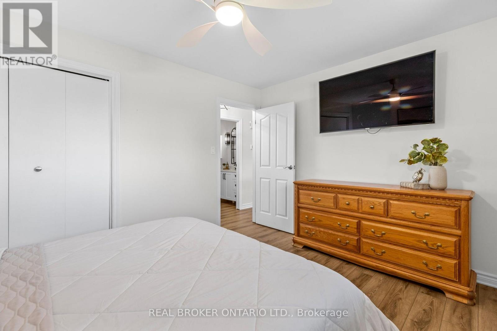 2341 9th Line Road Property Photo 18