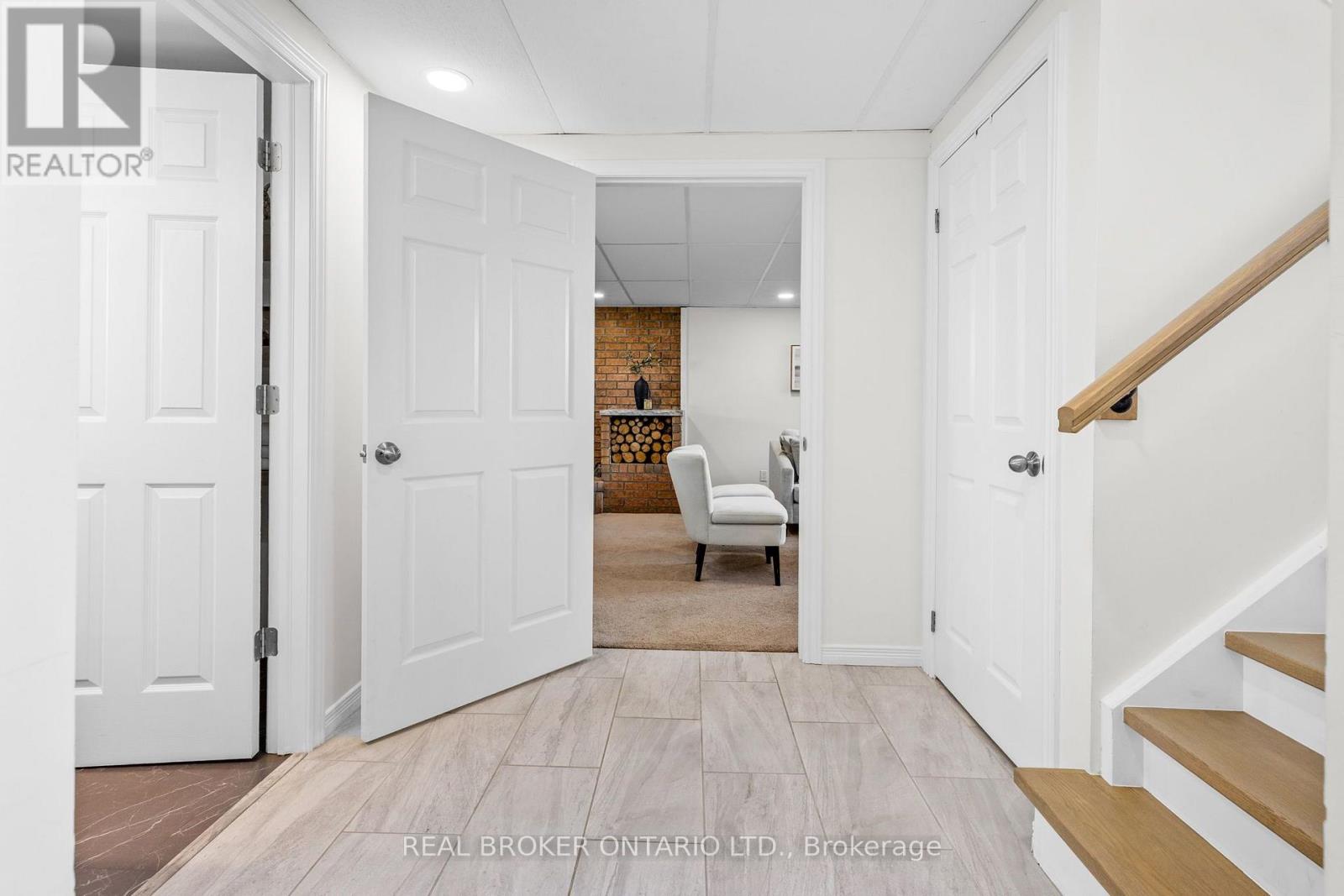 2341 9th Line Road Property Photo 26