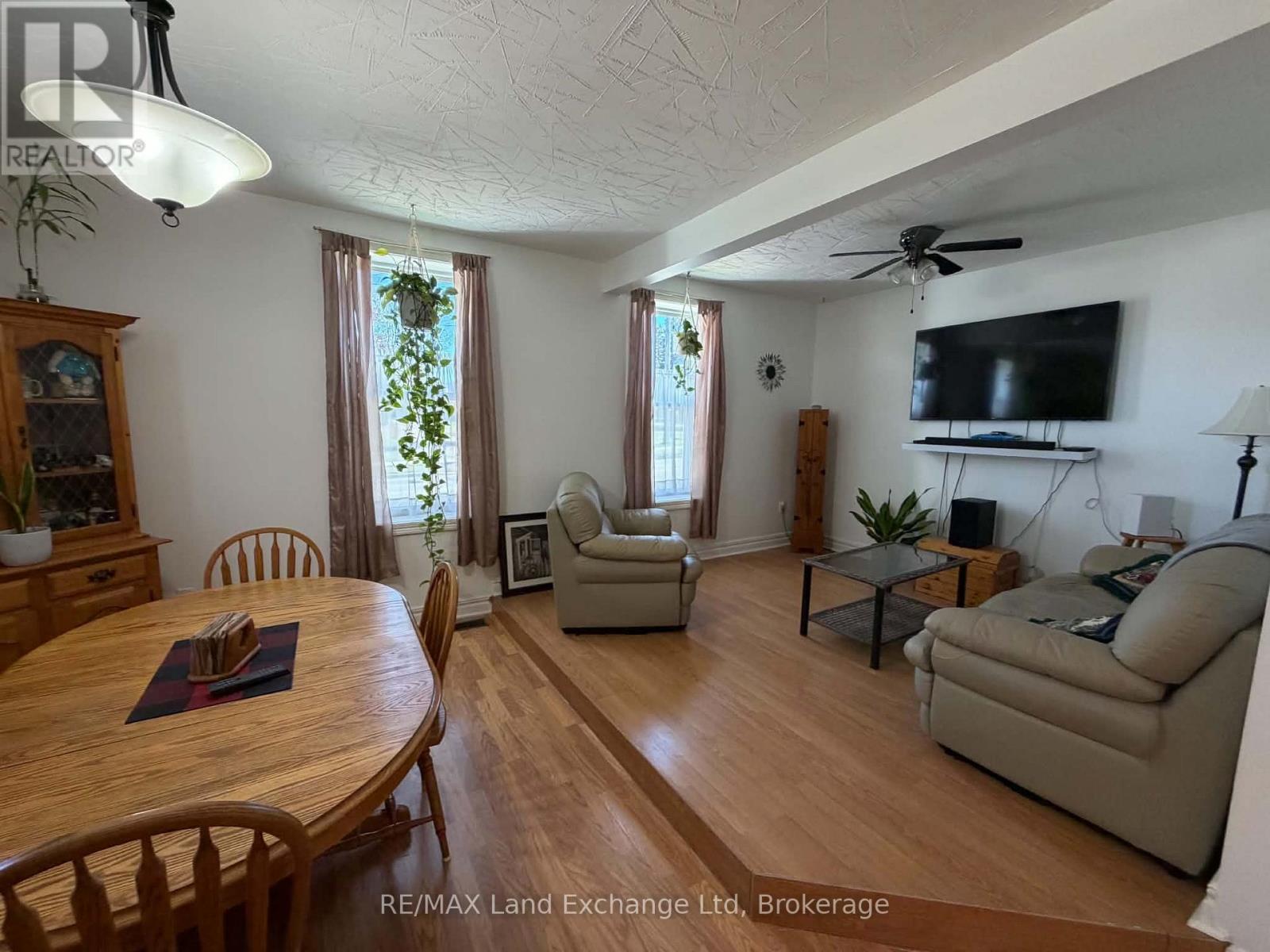 52 Clinton Street S Property Photo 11