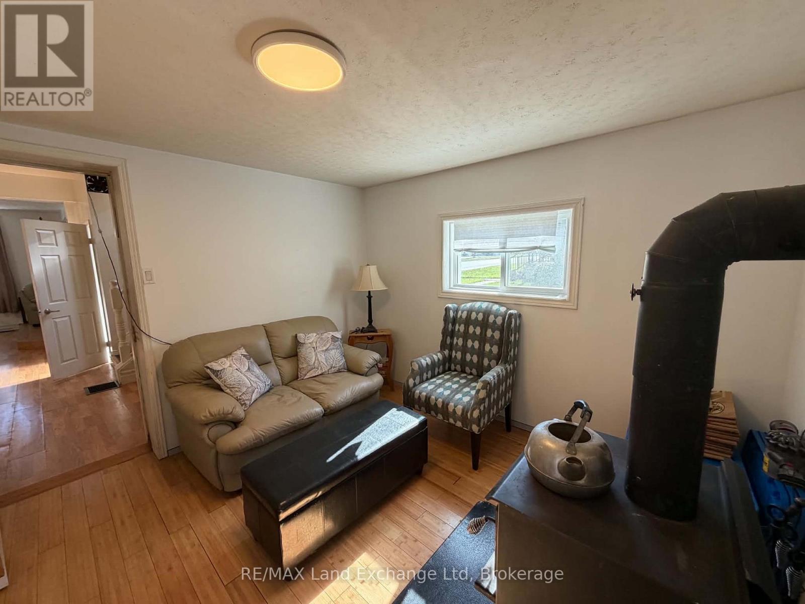 52 Clinton Street S Property Photo 16