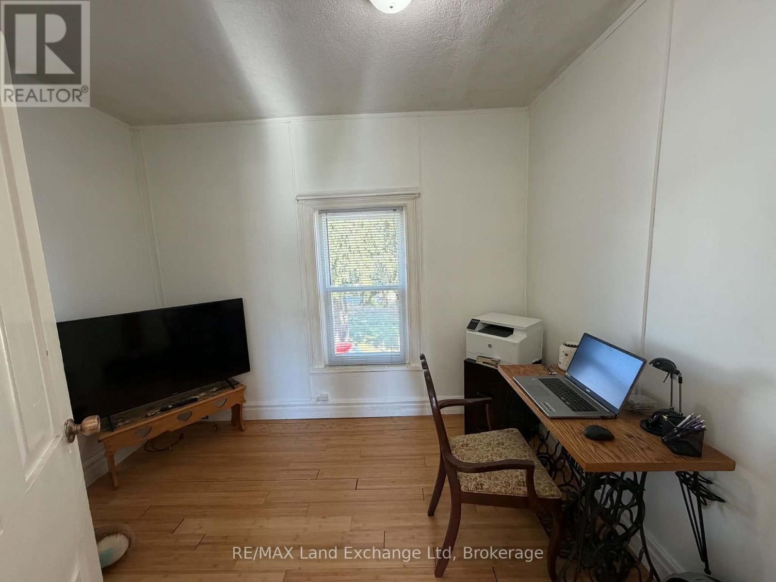 52 Clinton Street S Property Photo 21