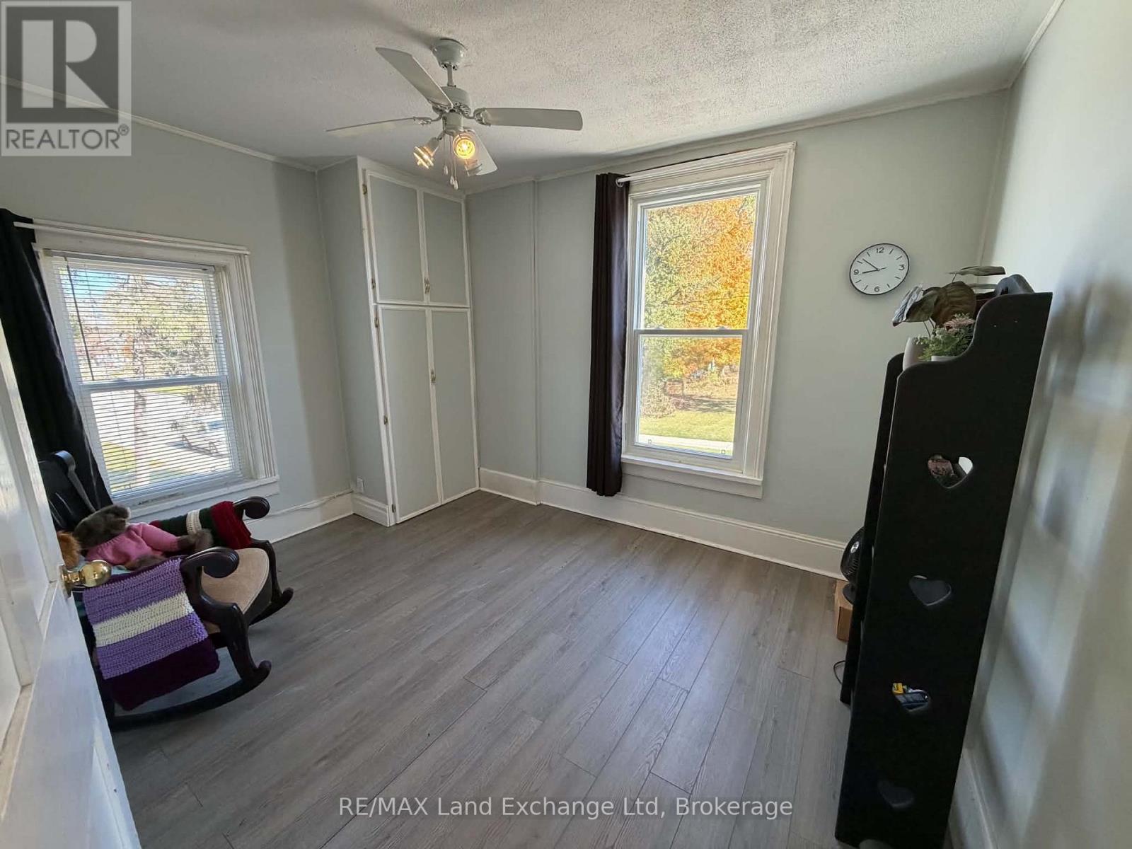 52 Clinton Street S Property Photo 22