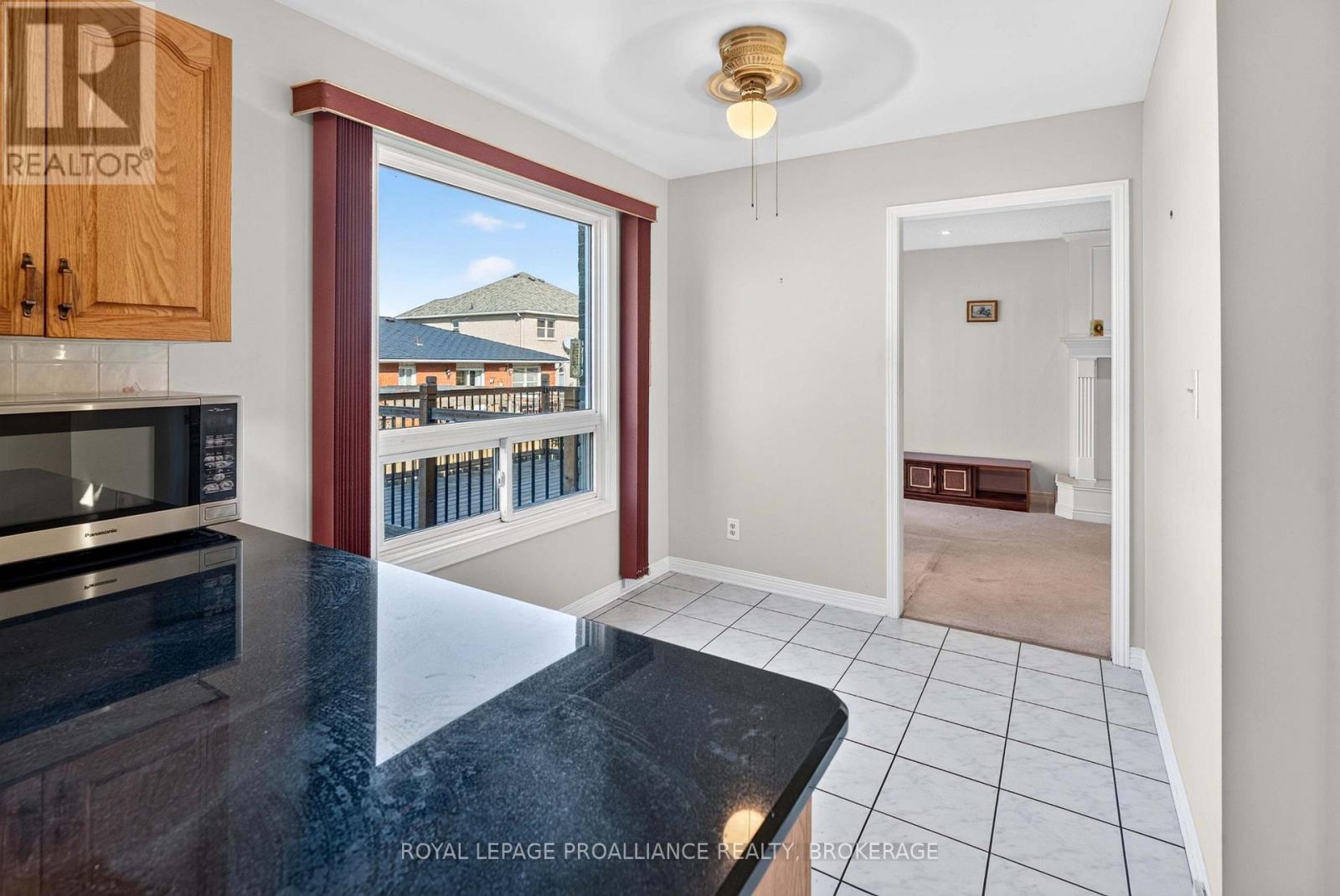 323 Sunrise Crescent Property Photo 13