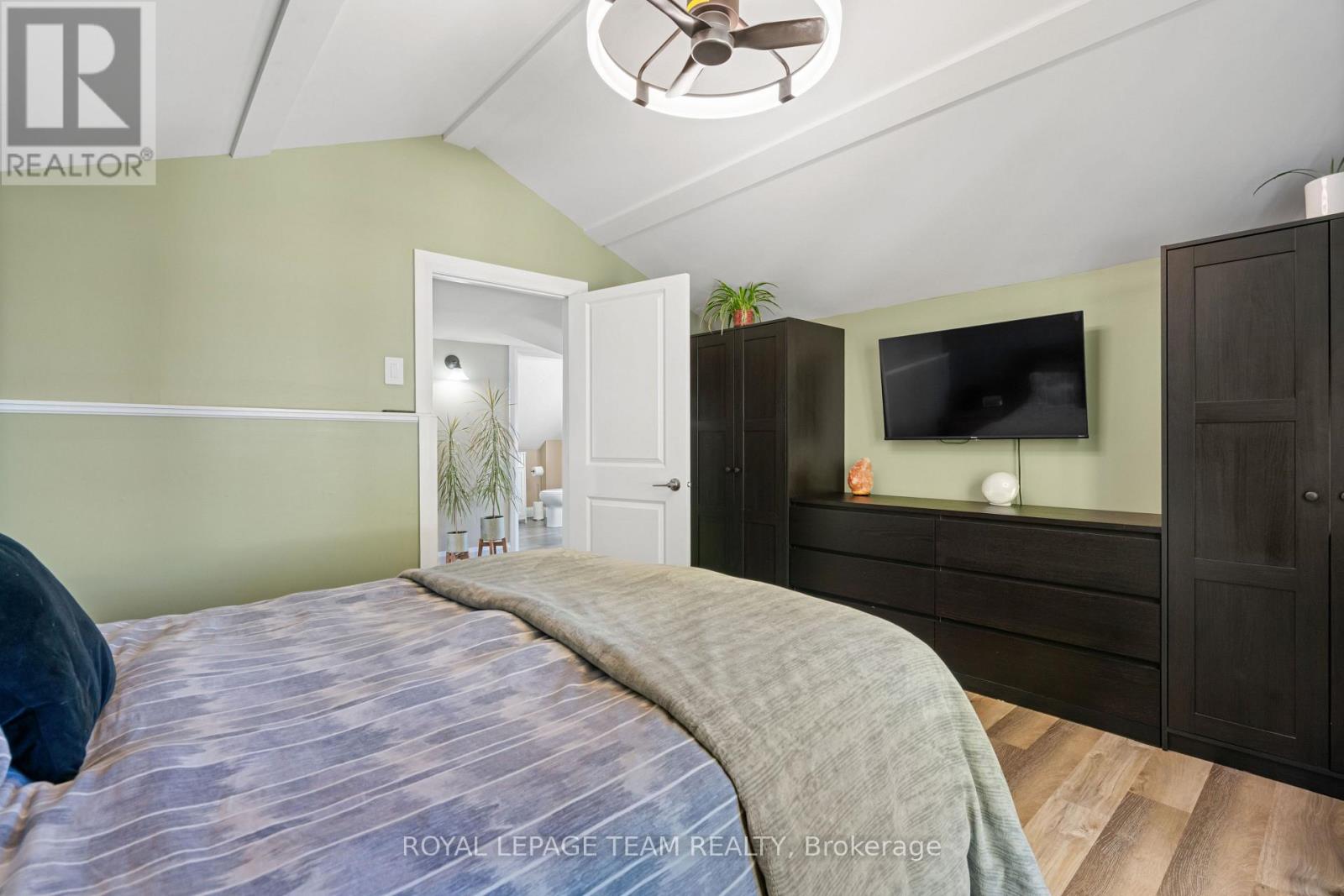 516 Sophia Street Property Photo 22