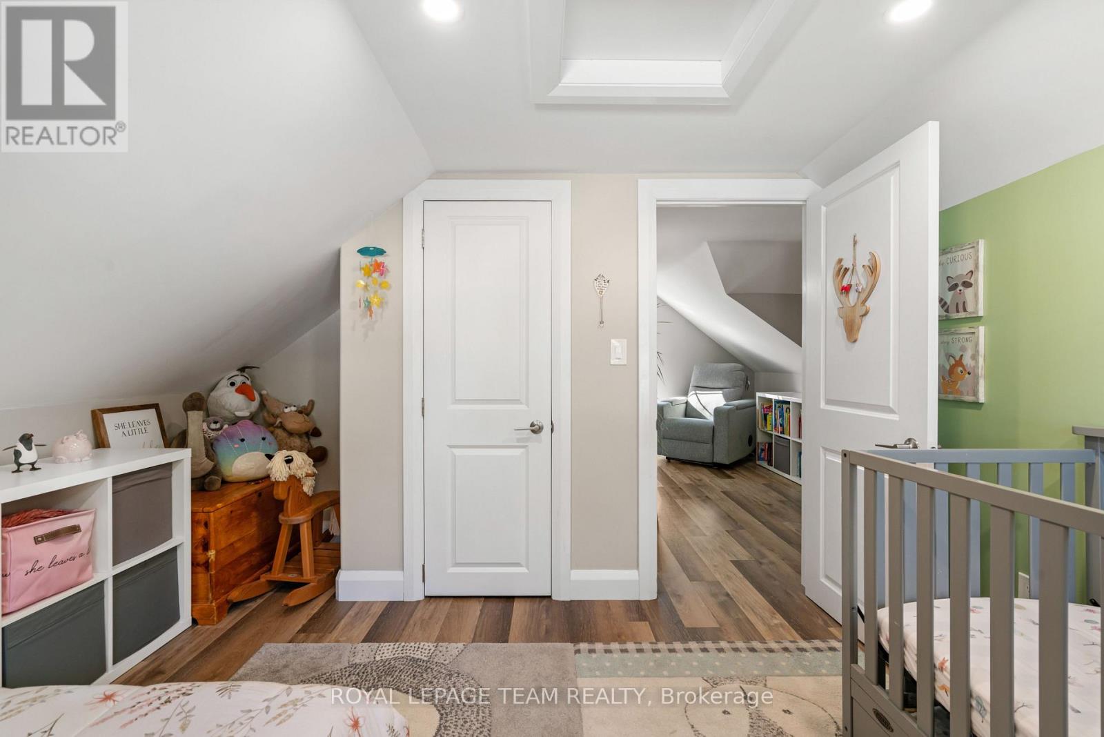 516 Sophia Street Property Photo 24