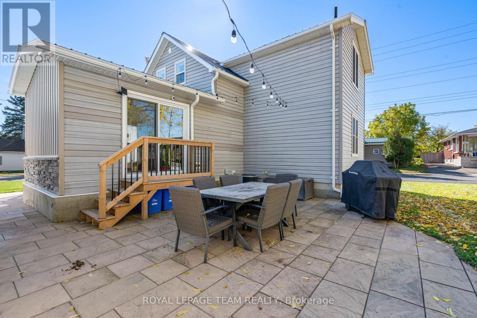 516 Sophia Street Property Photo 28