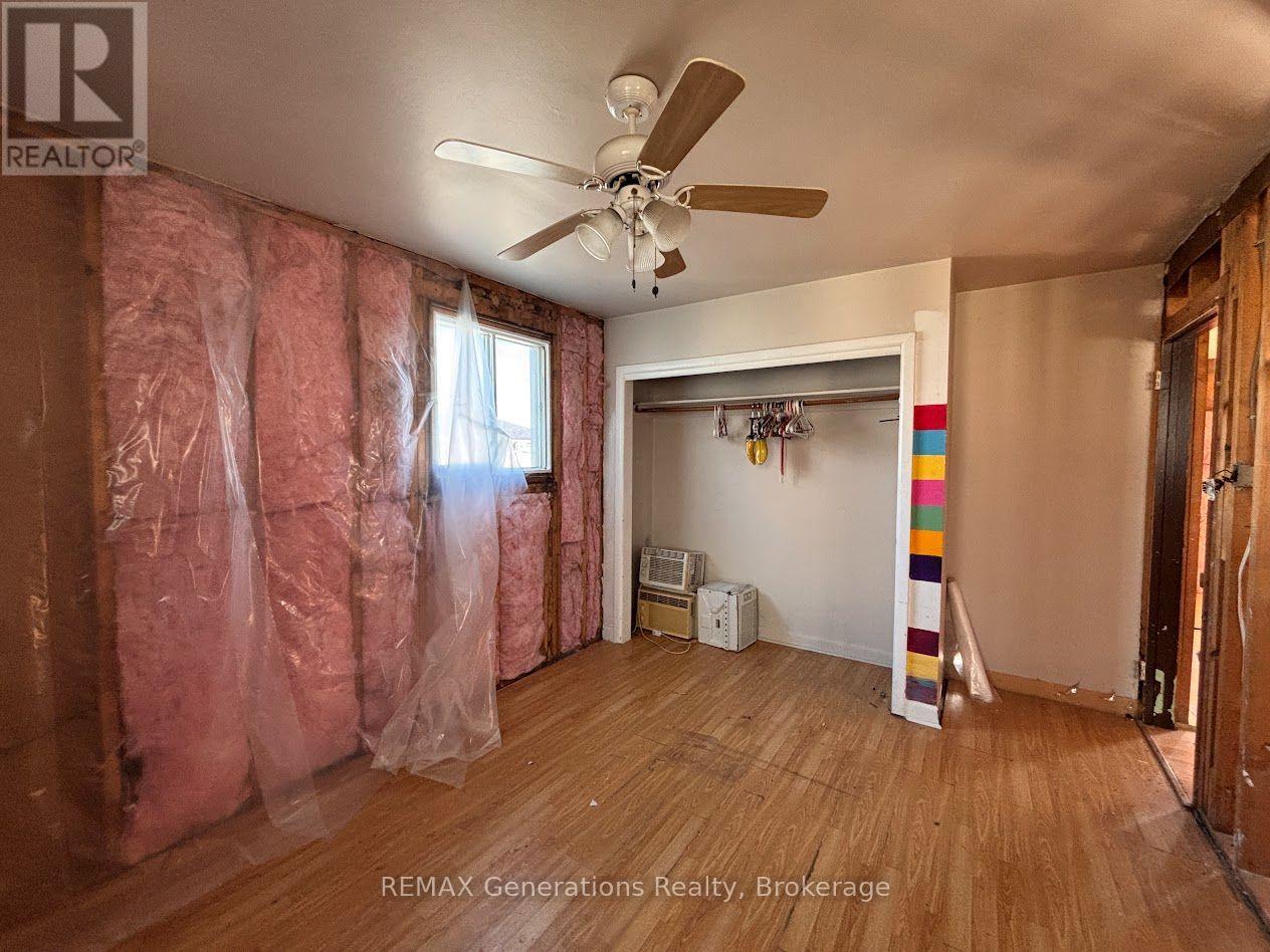 10 Adjala Avenue Property Photo 8