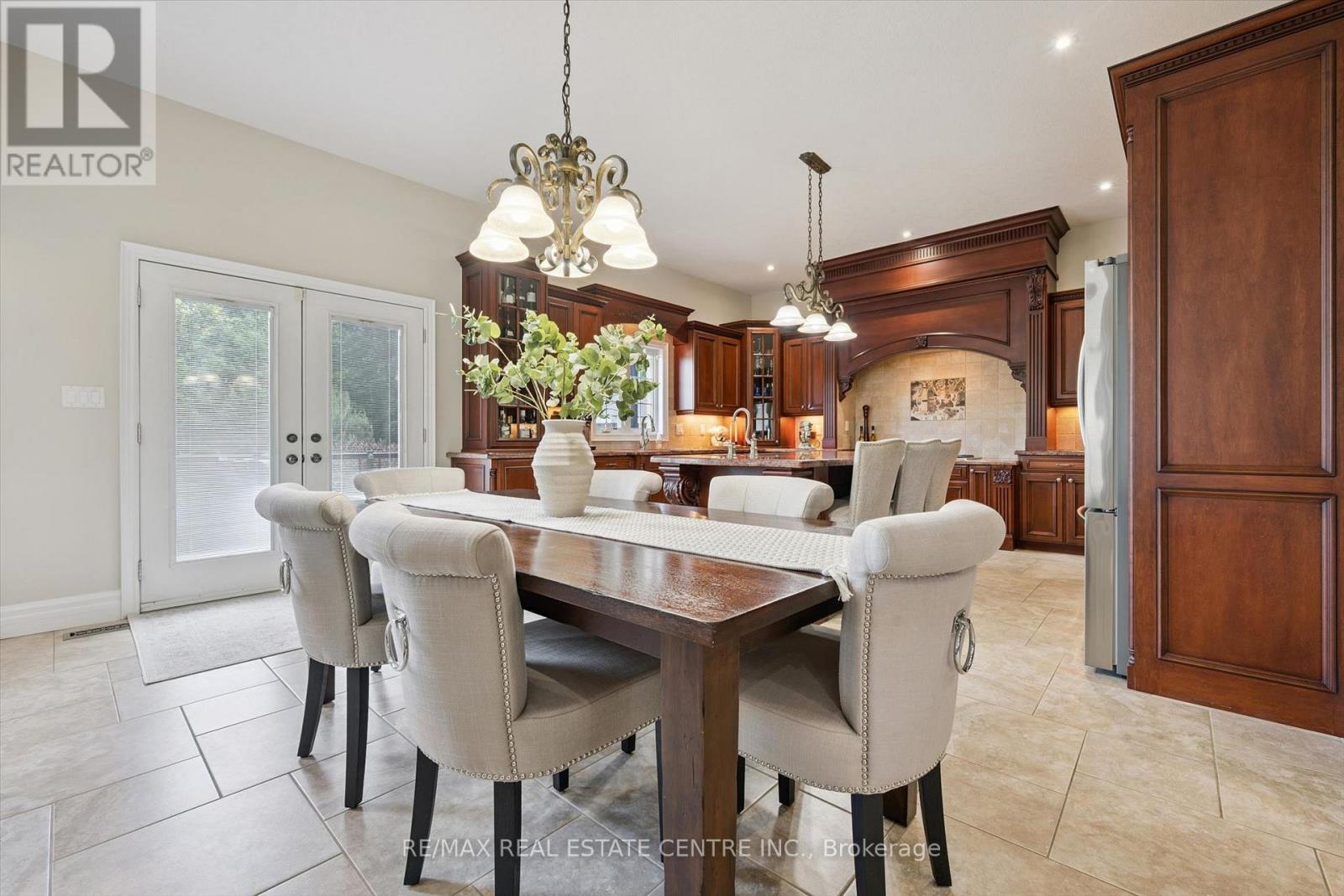 332 Scenic Drive Property Photo 10