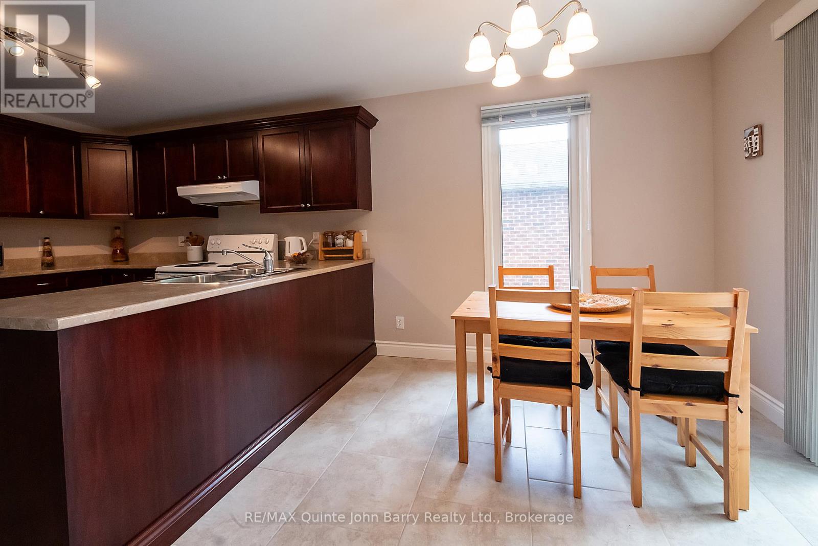 4 Algonquin Avenue Property Photo 13
