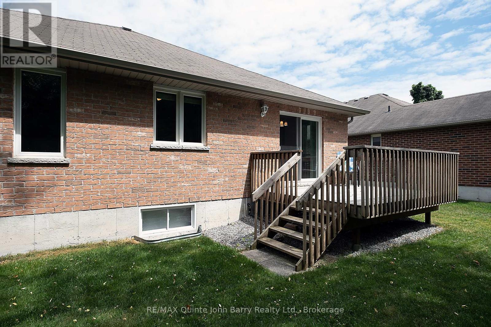4 Algonquin Avenue Property Photo 26