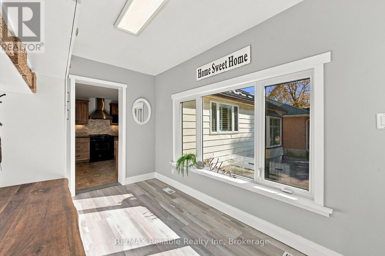 181 Maple Street Property Photo 8