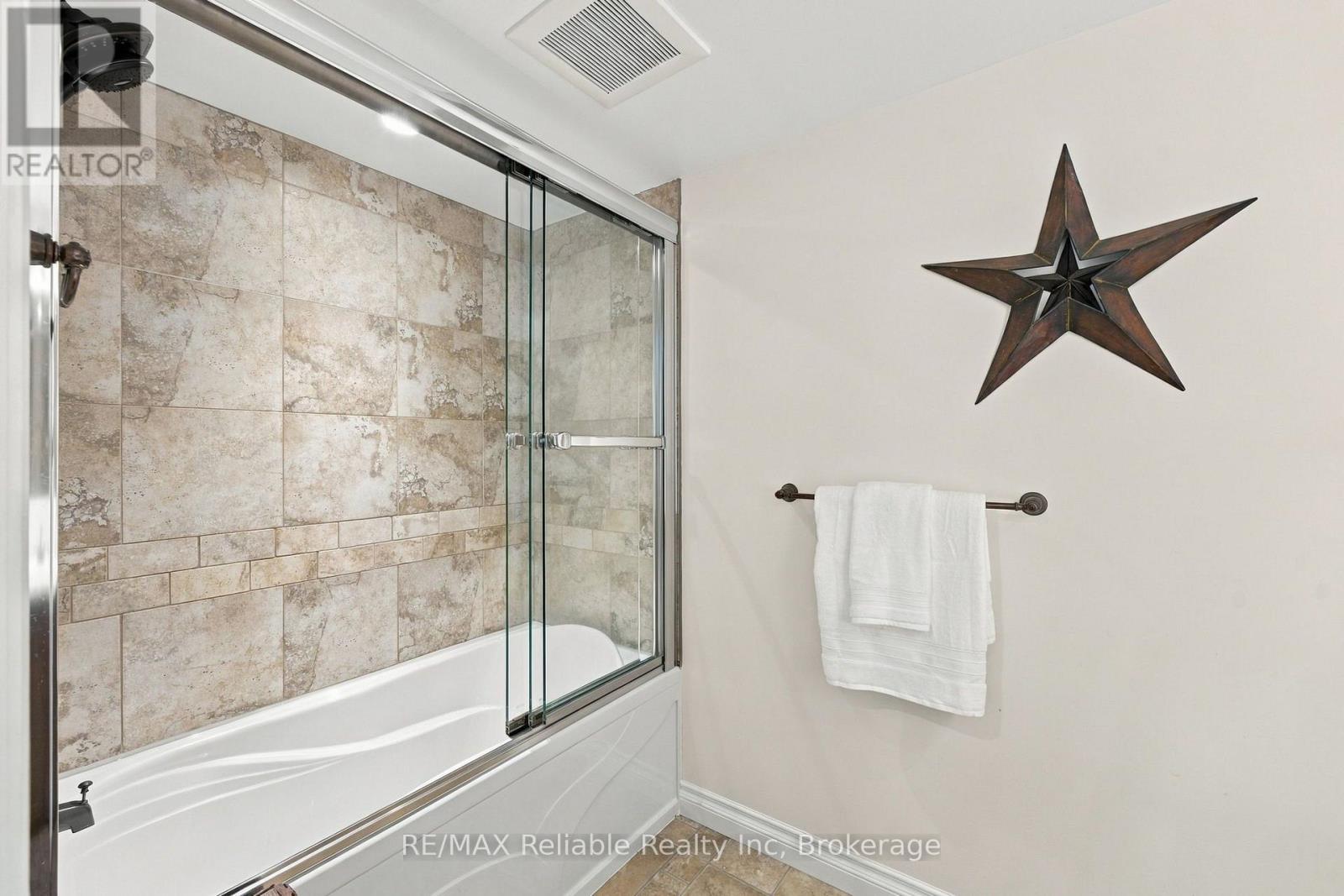 181 Maple Street Property Photo 23