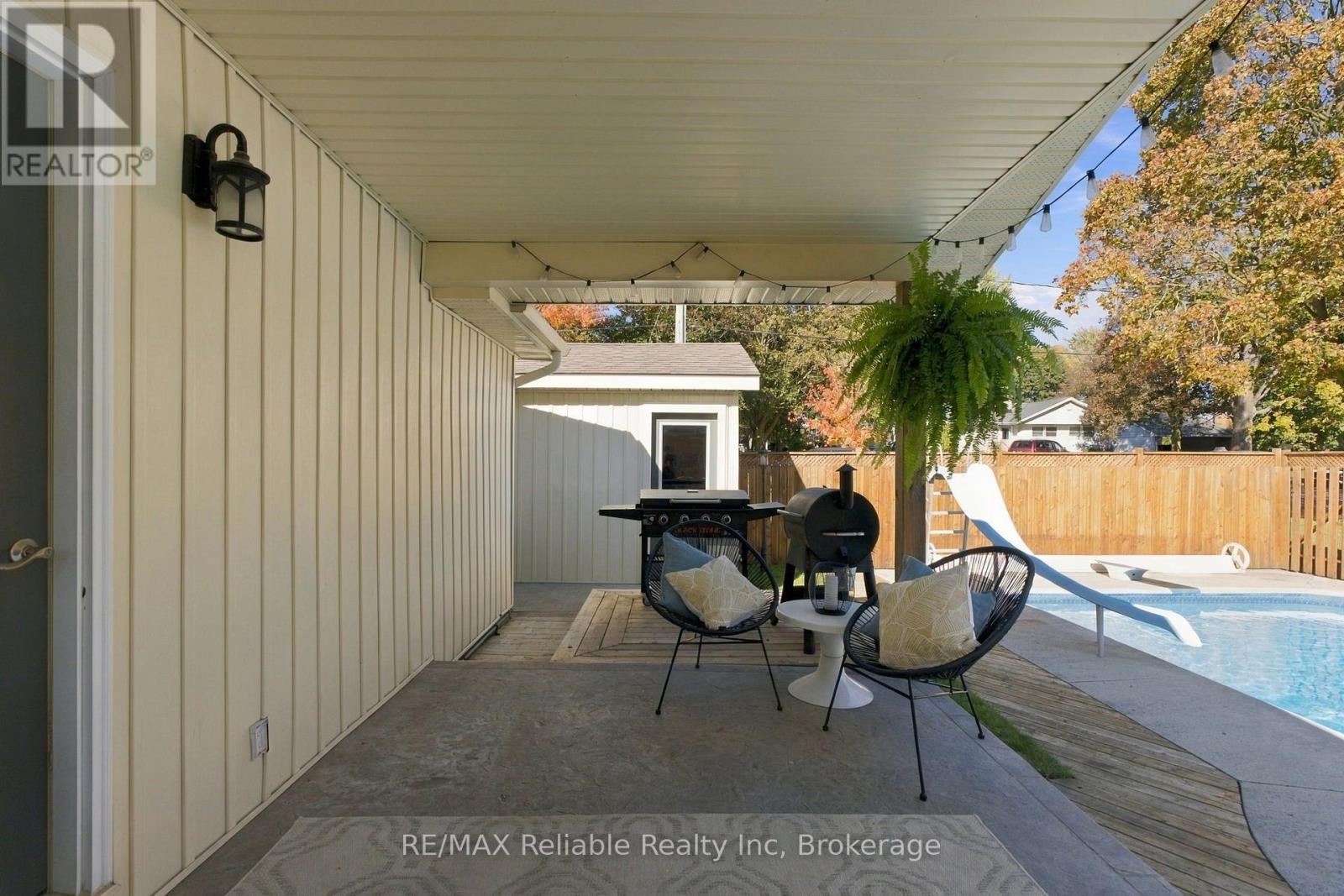 181 Maple Street Property Photo 28