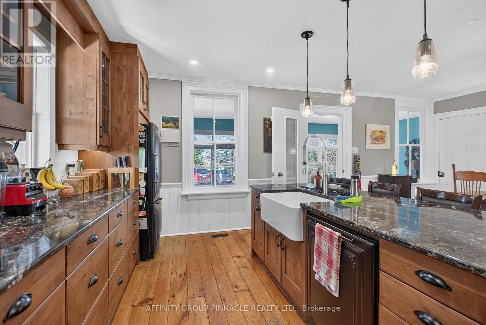 859 Eldon Road Property Photo 10