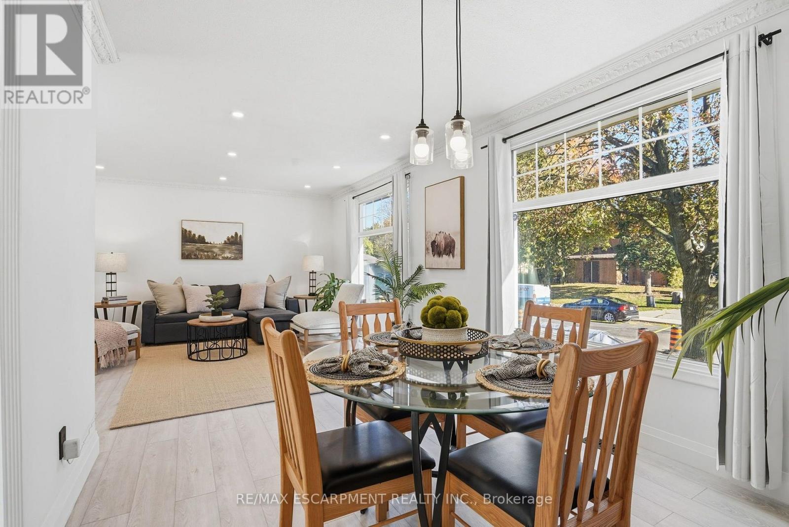 84 Elgar Avenue Property Photo 10