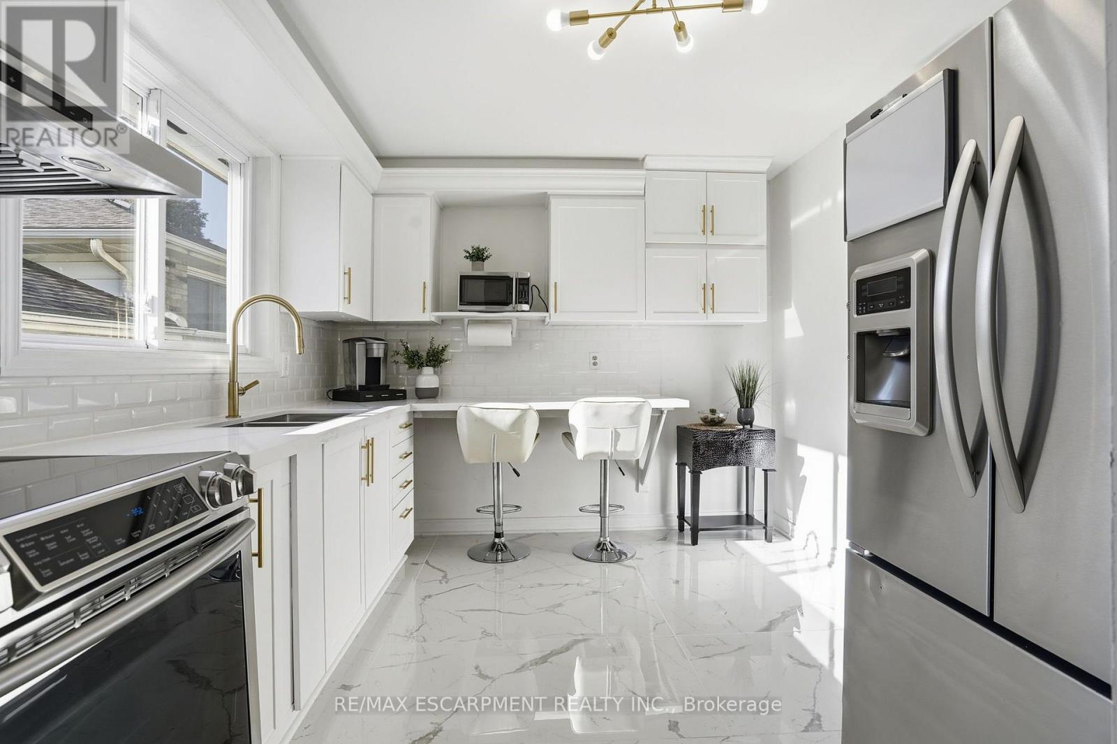 84 Elgar Avenue Property Photo 11