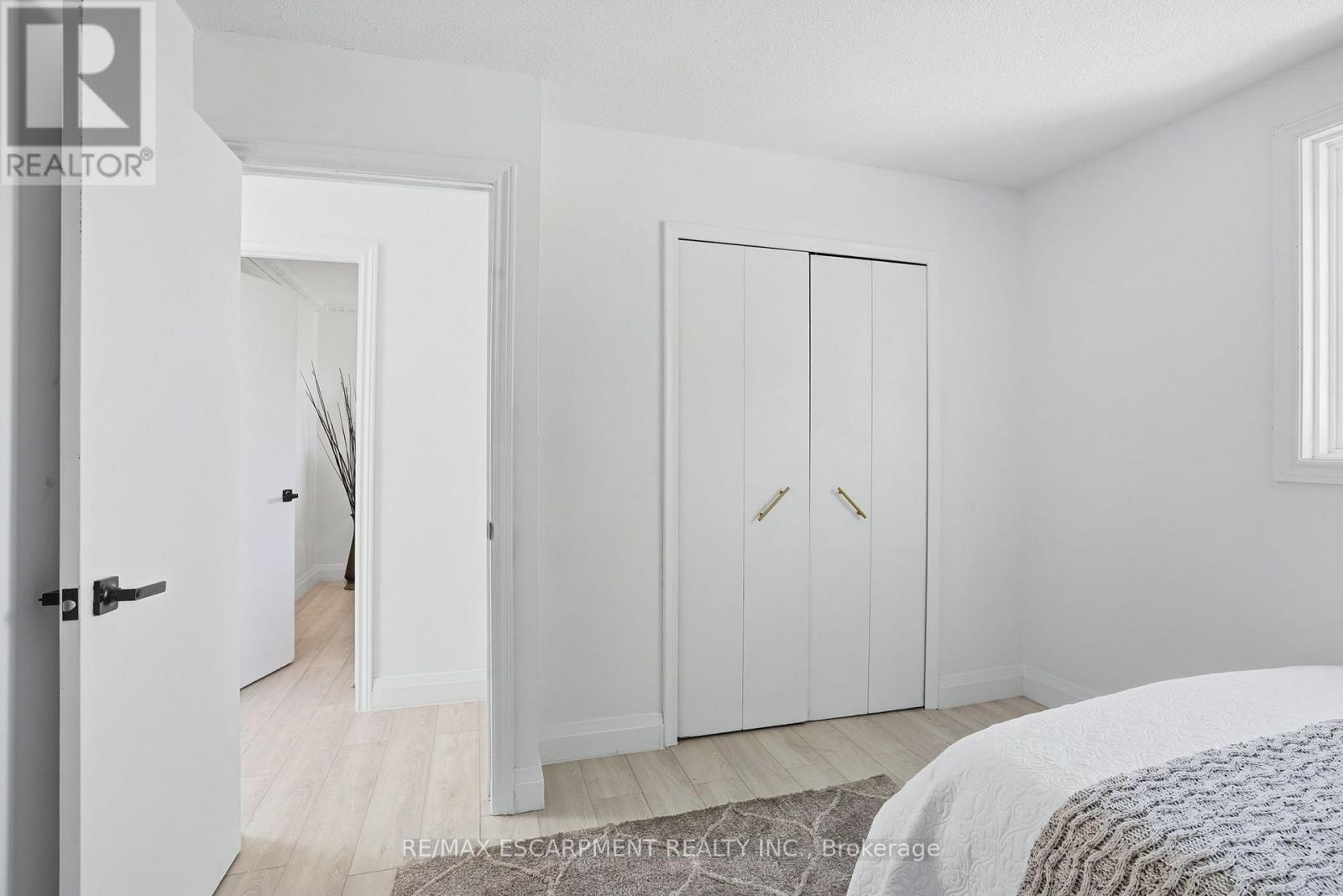 84 Elgar Avenue Property Photo 17