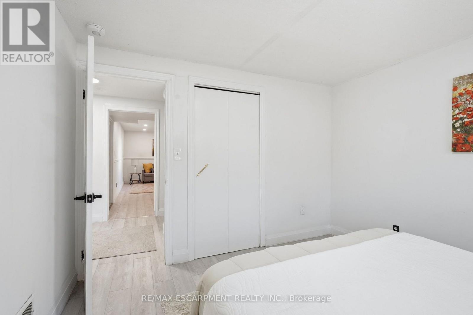 84 Elgar Avenue Property Photo 26