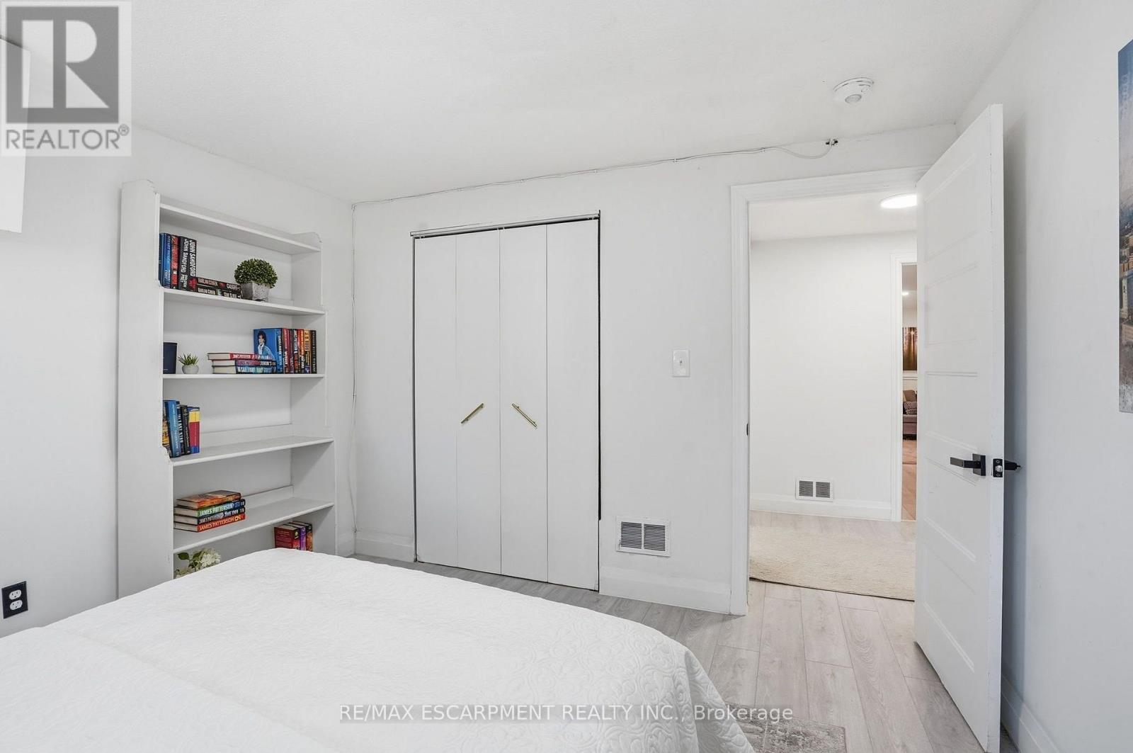 84 Elgar Avenue Property Photo 28