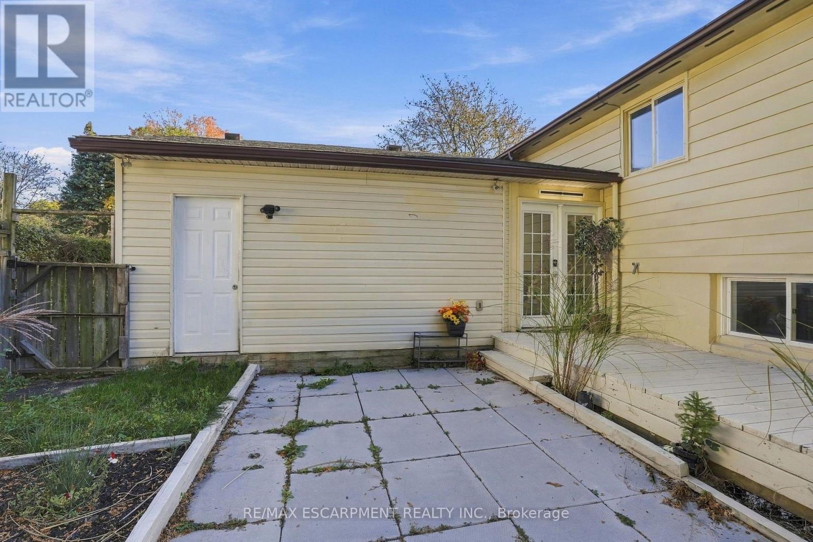 84 Elgar Avenue Property Photo 34