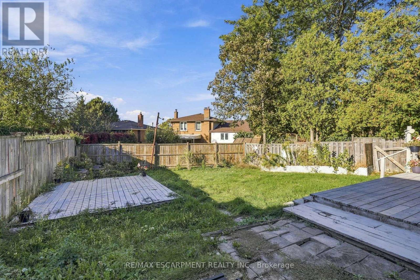 84 Elgar Avenue Property Photo 36