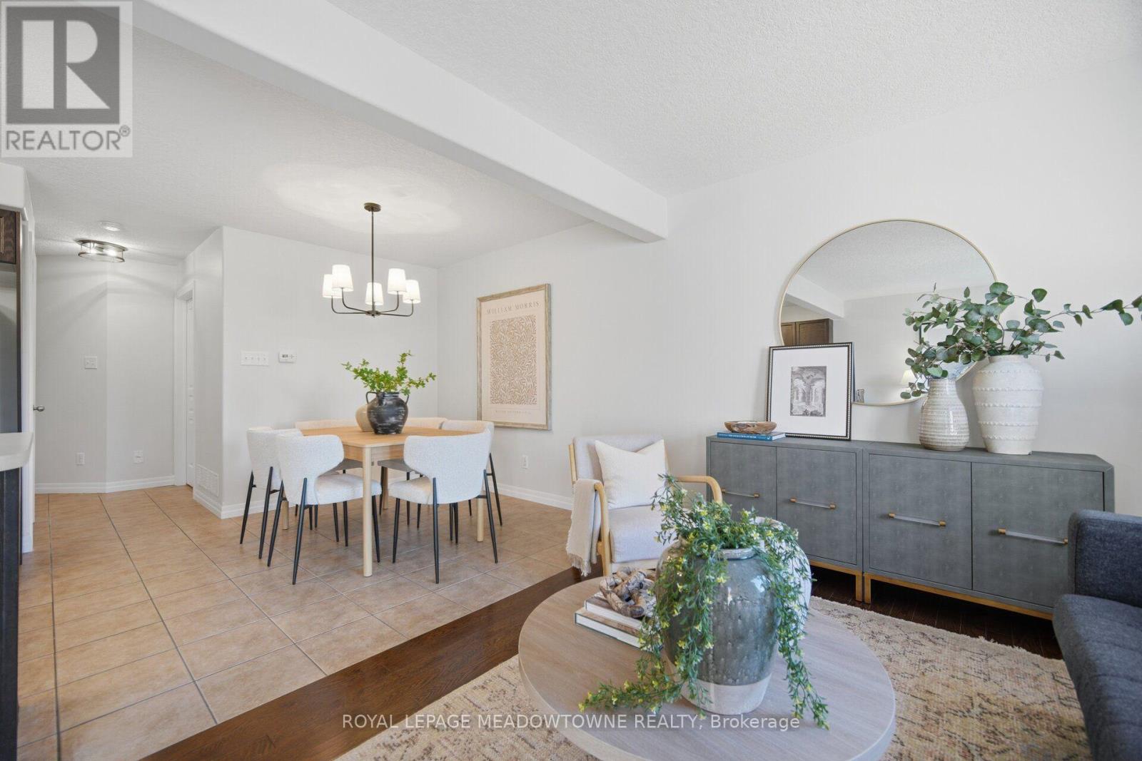 507 Windflower Crescent Property Photo 18