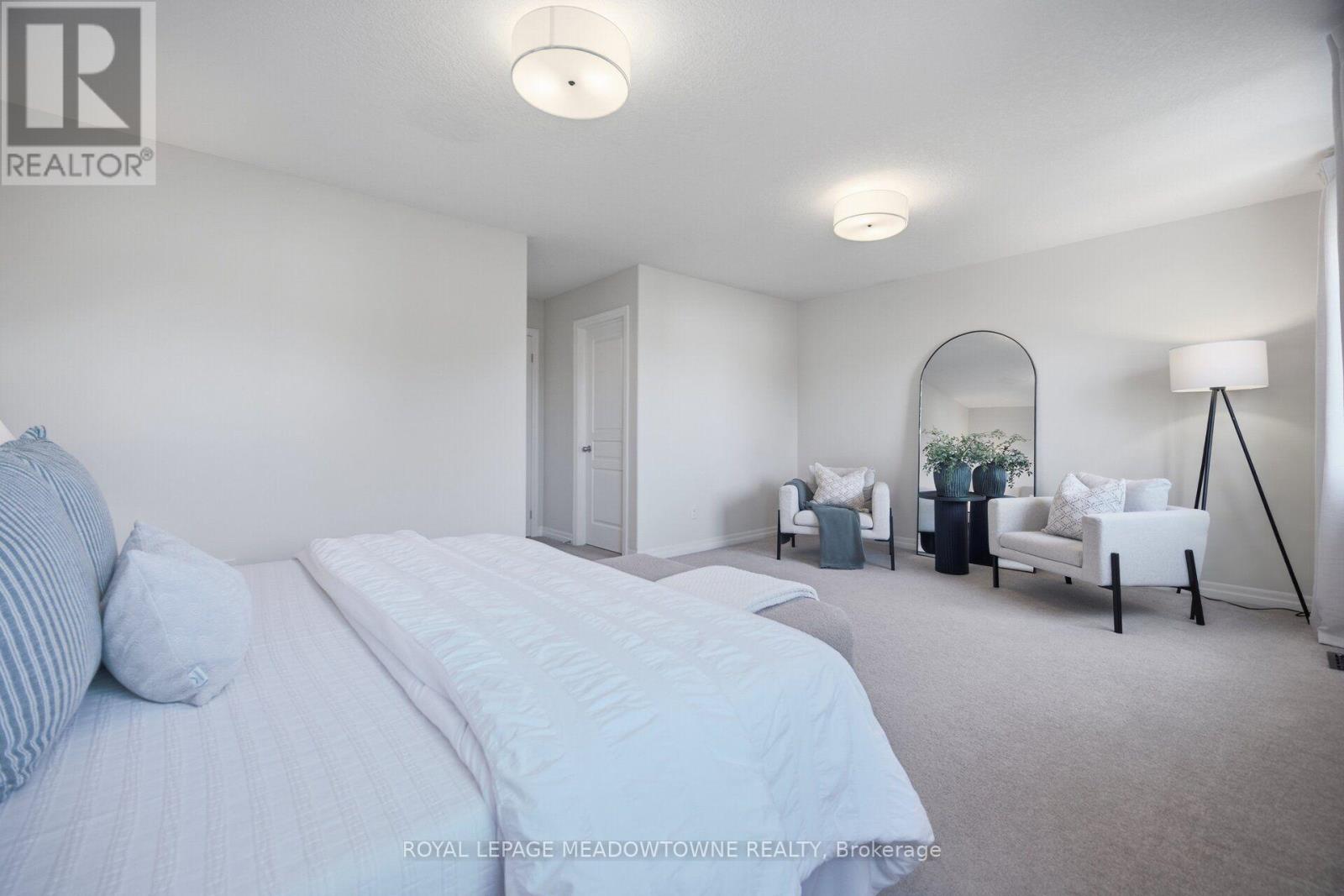 507 Windflower Crescent Property Photo 29