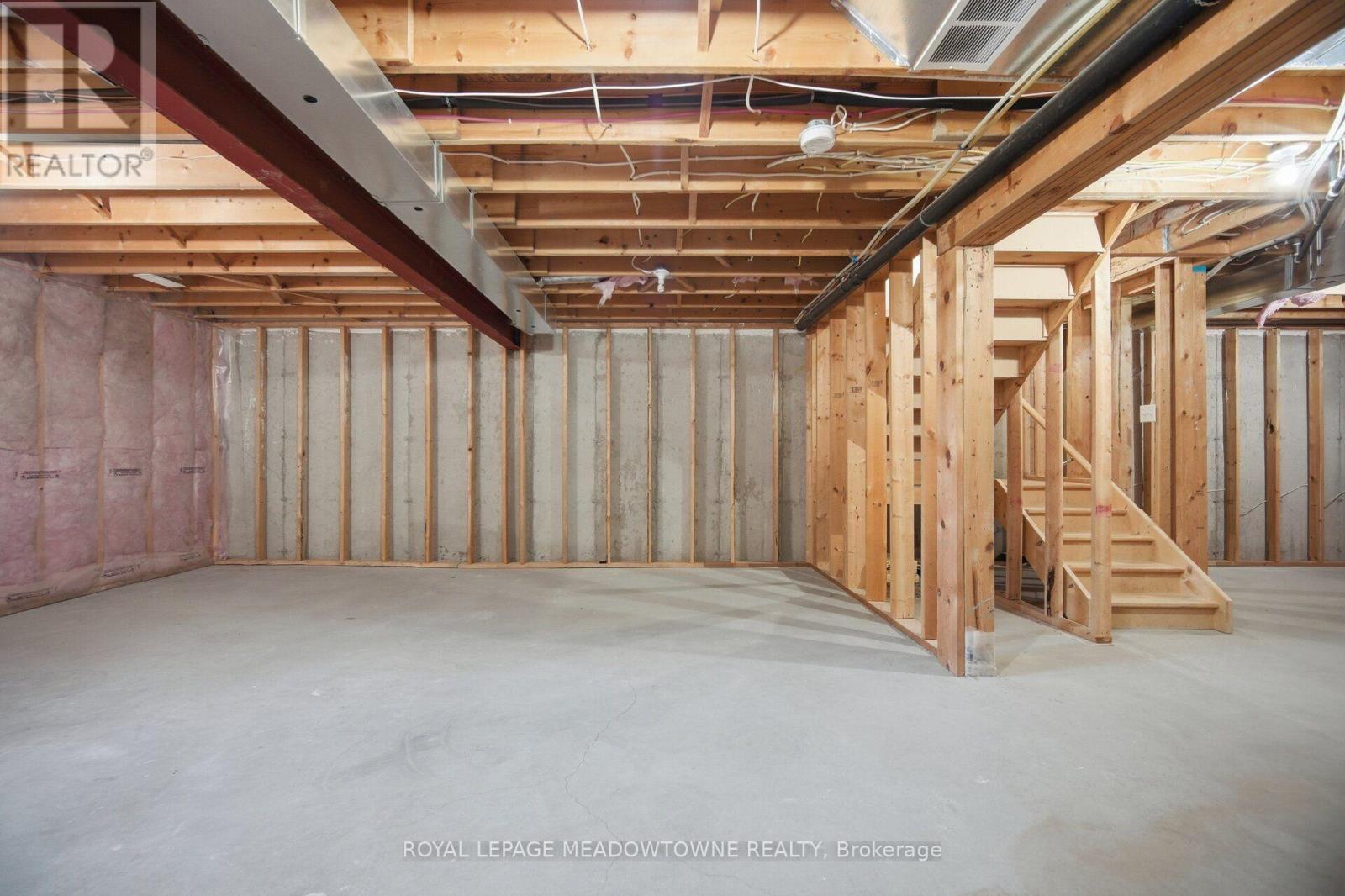 507 Windflower Crescent Property Photo 41