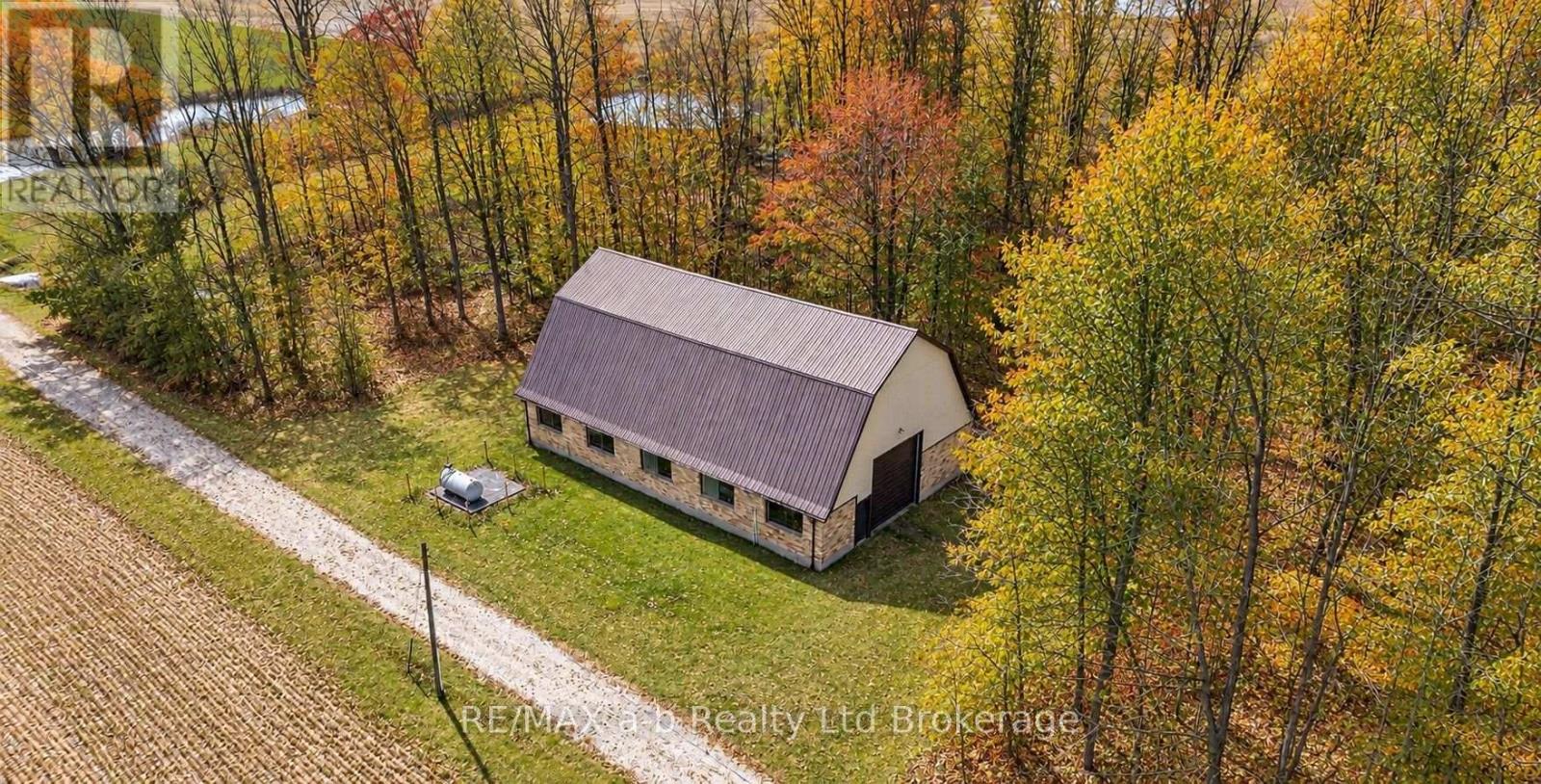 36067 Third Line Property Photo 7