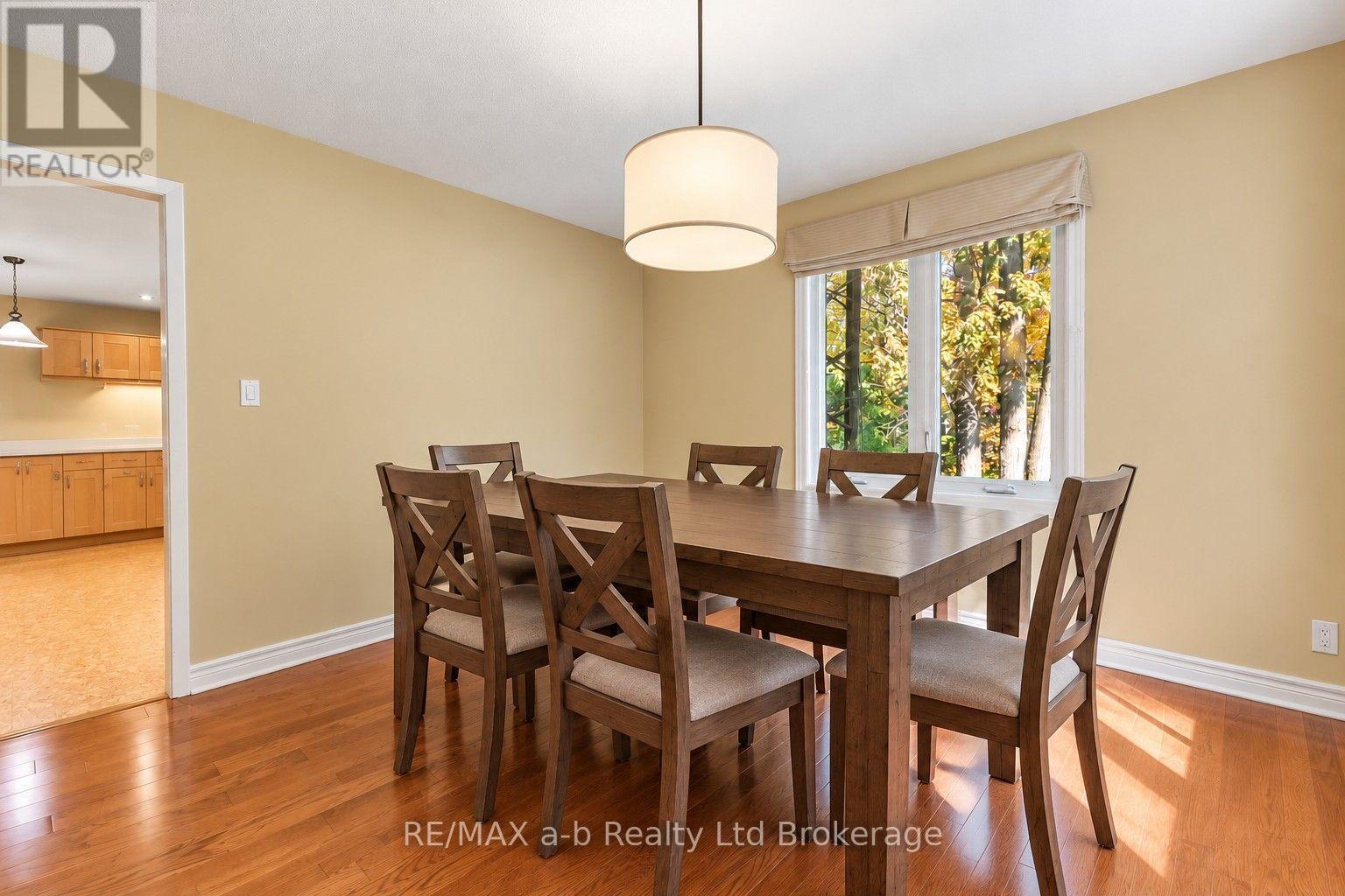 36067 Third Line Property Photo 16