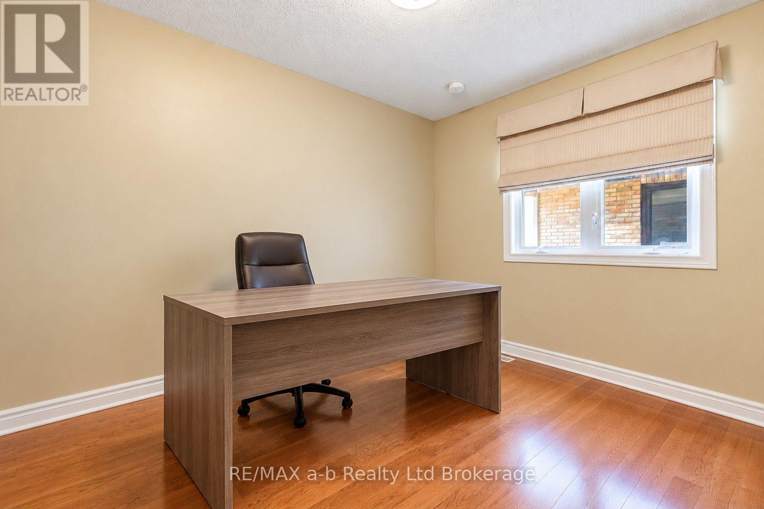 36067 Third Line Property Photo 20