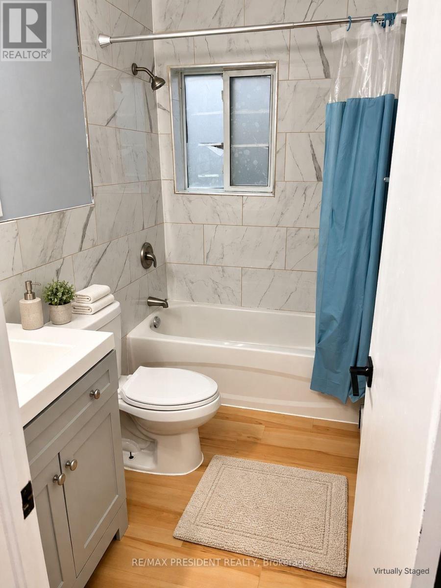 5 - 172 King Edward Avenue Property Photo 6