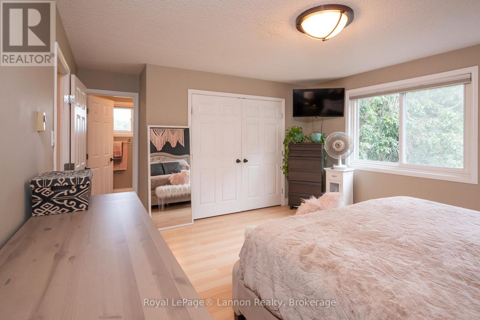 2020 Mountain Road Property Photo 15
