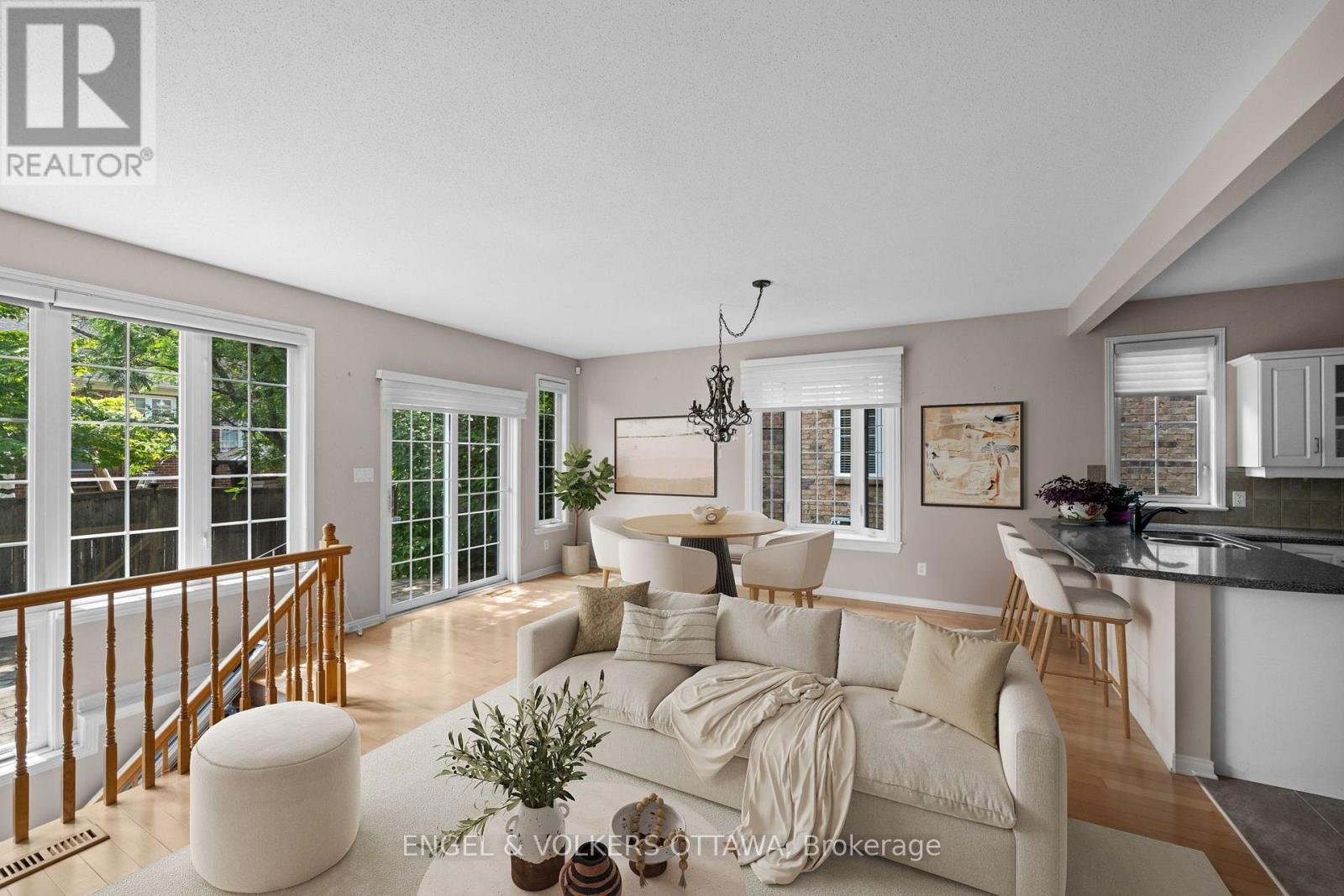 205 Cairnsmore Circle Property Photo 4