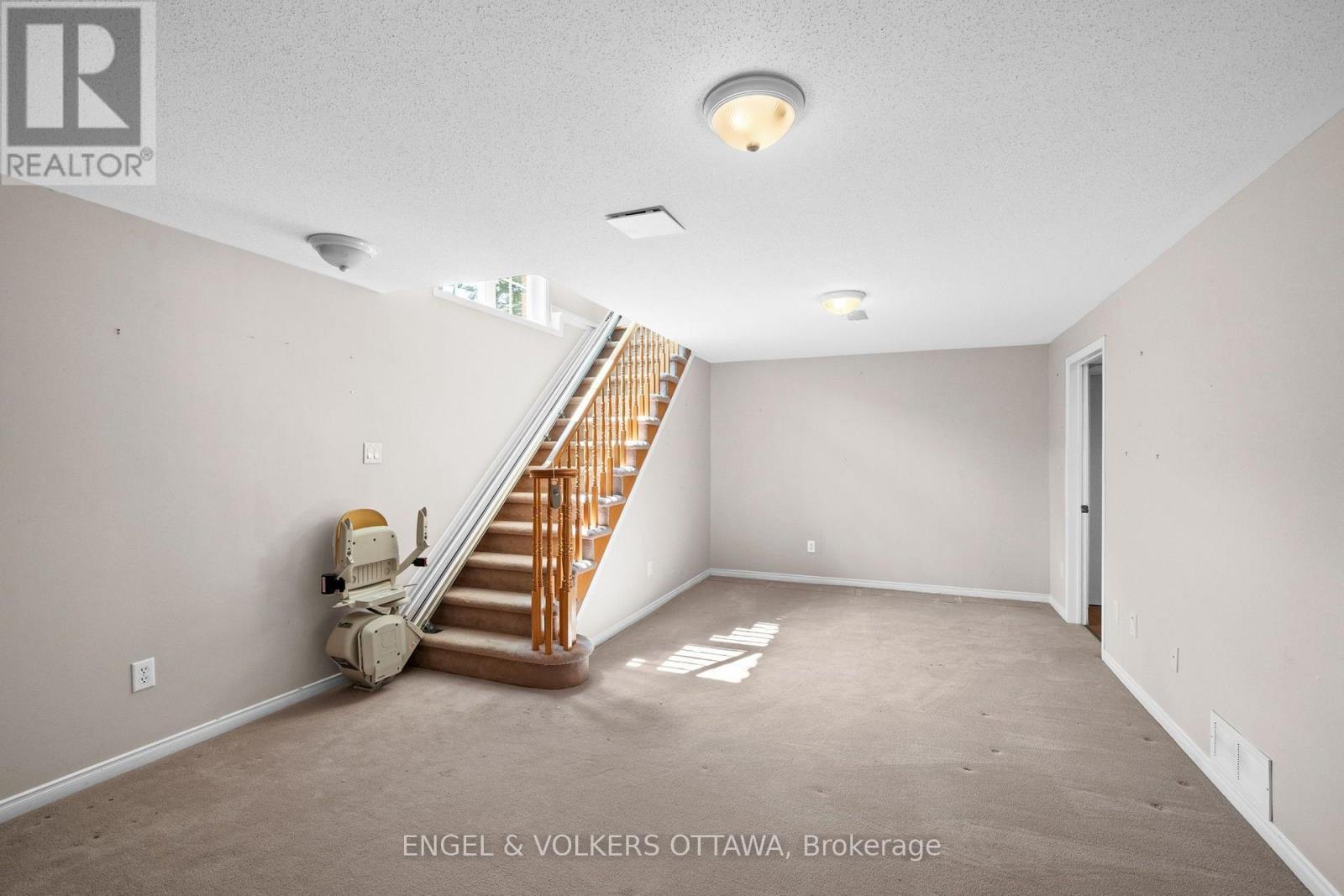 205 Cairnsmore Circle Property Photo 17