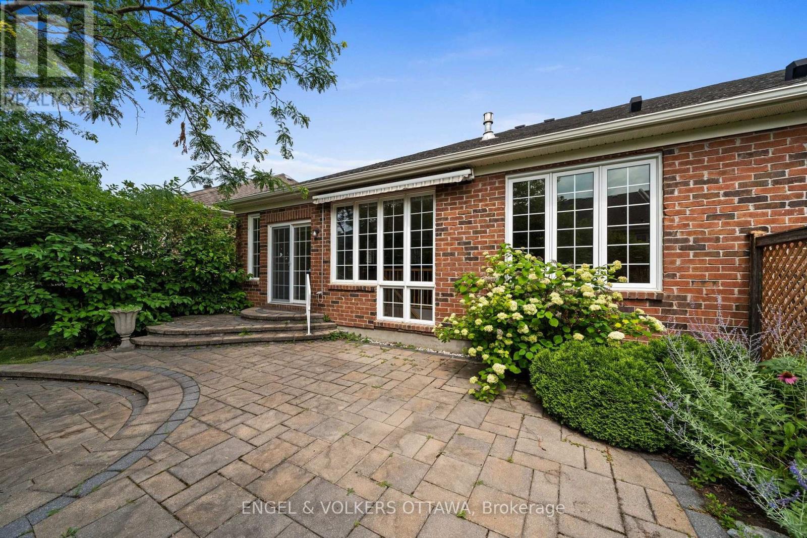 205 Cairnsmore Circle Property Photo 23