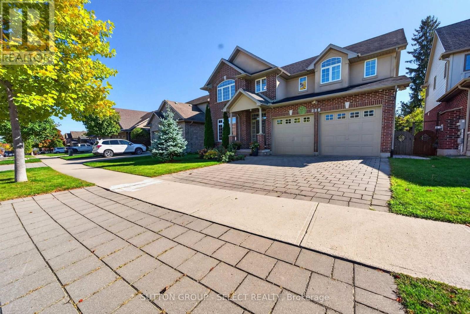 563 Firefly Drive Property Photo 3