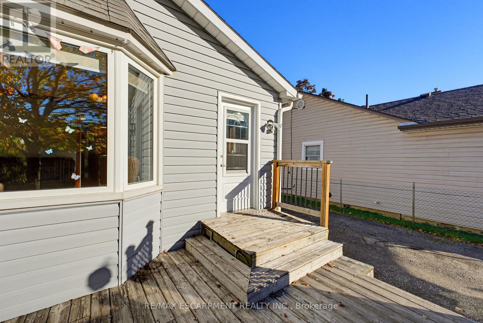9 Spencer Avenue Property Photo 20