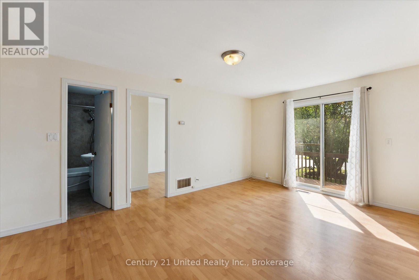 B - 556 Edison Avenue Property Photo 11