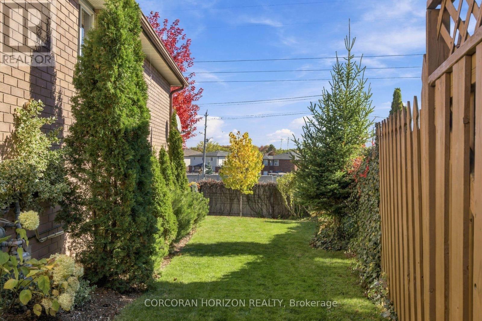 27 Costain Court Property Photo 39