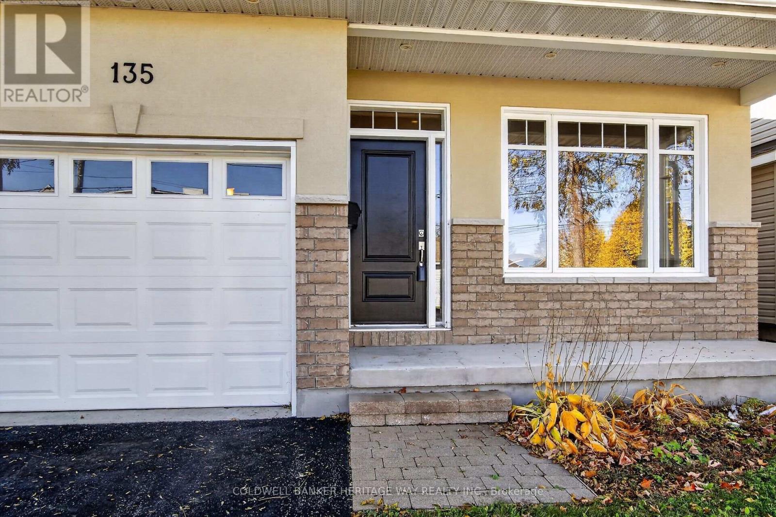 135 Elizabeth Street Property Photo 4