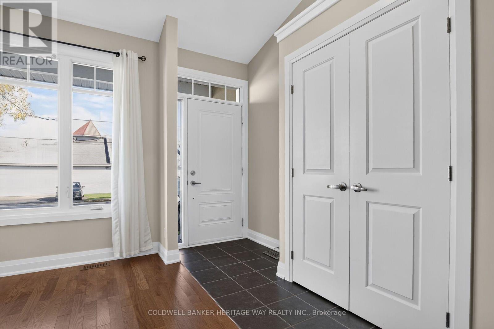 135 Elizabeth Street Property Photo 6
