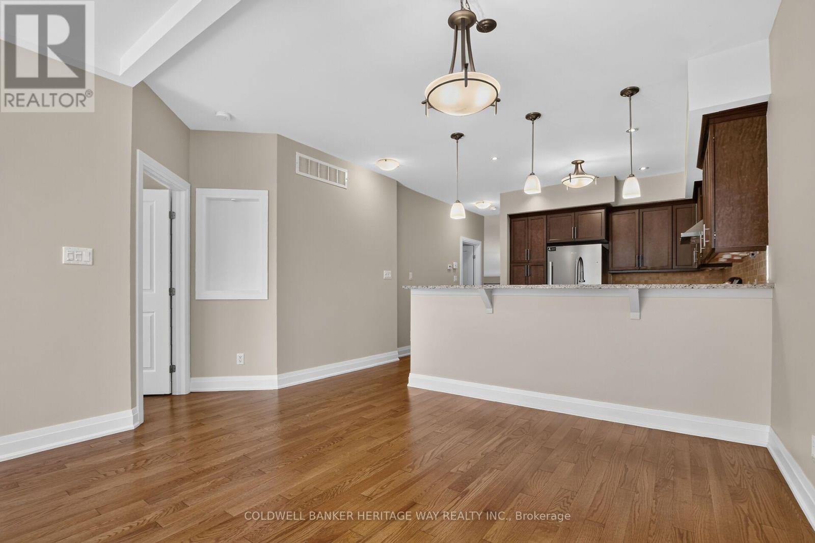 135 Elizabeth Street Property Photo 17