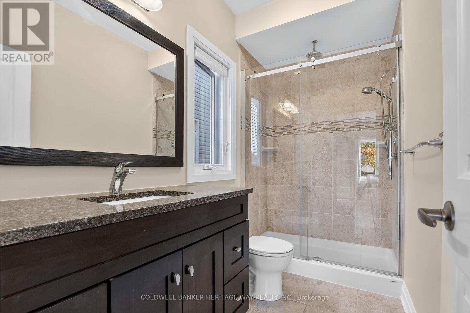 135 Elizabeth Street Property Photo 27
