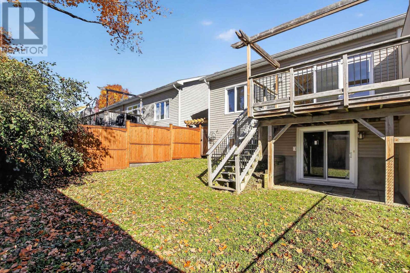 135 Elizabeth Street Property Photo 35