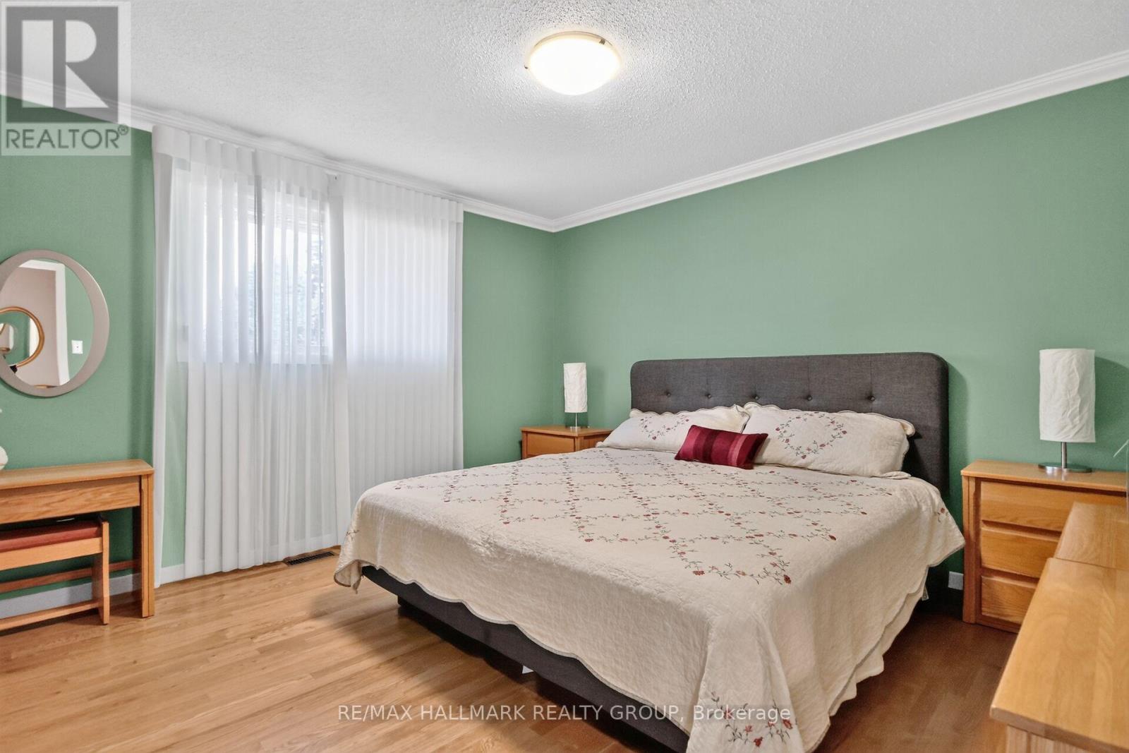 1592 Maxime Street Property Photo 18