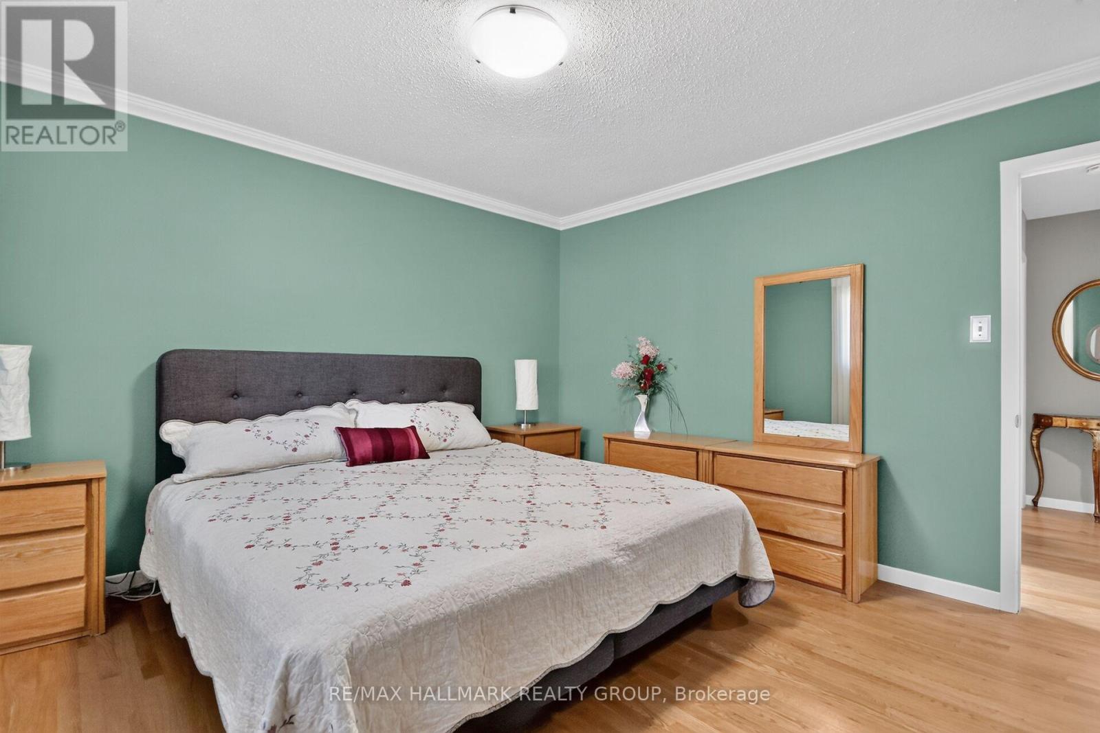1592 Maxime Street Property Photo 19